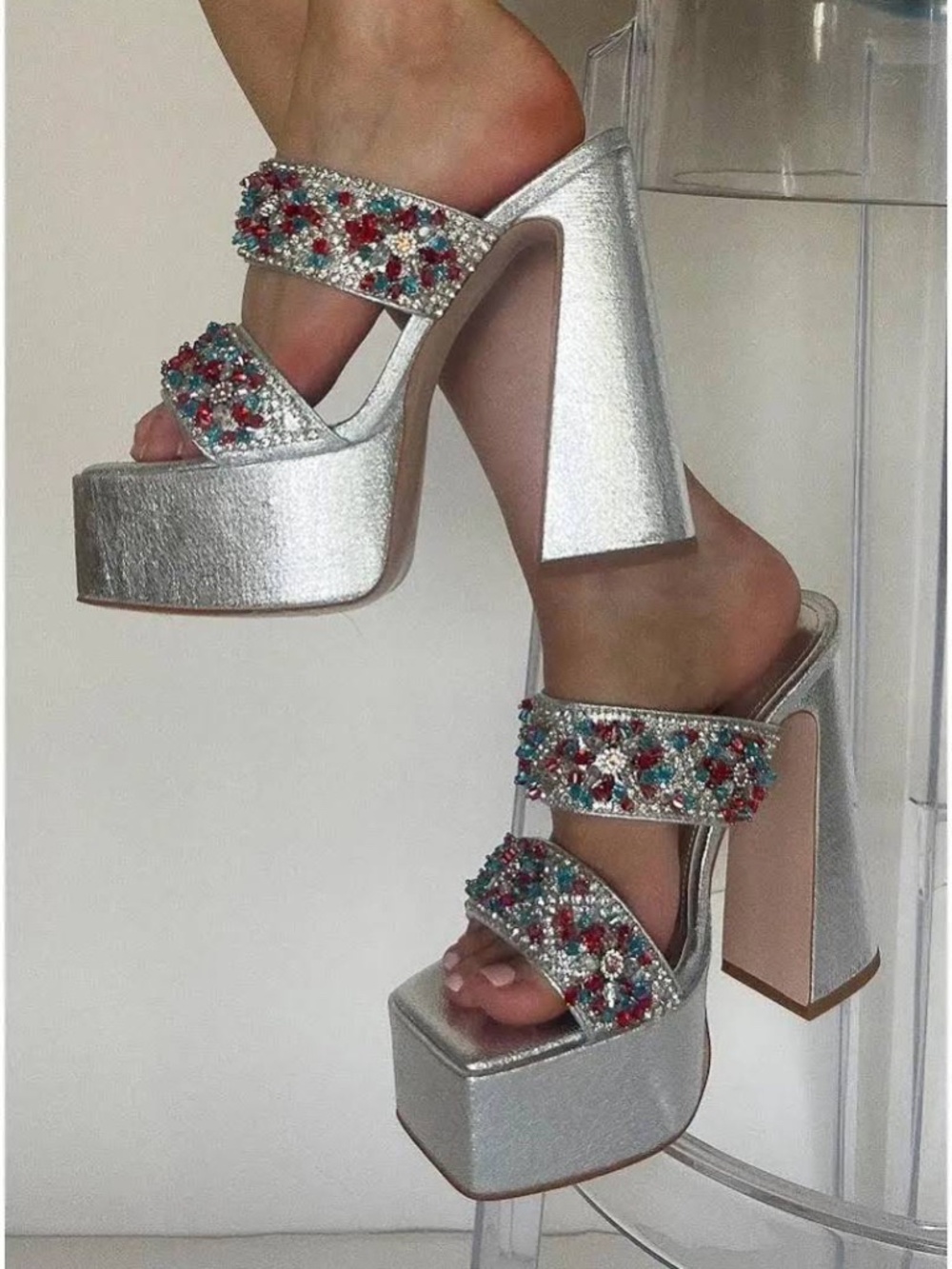 NWT Azalea Wang Cecilia Sequin Embellished Platform Sandal. Size 9 - Picture 4 of 6